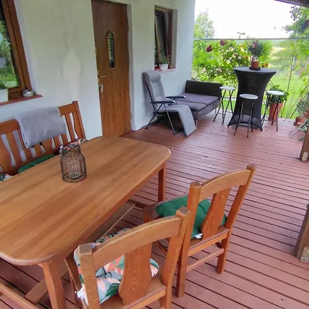Ferienhaus W Sadzie Marcinowa Wola